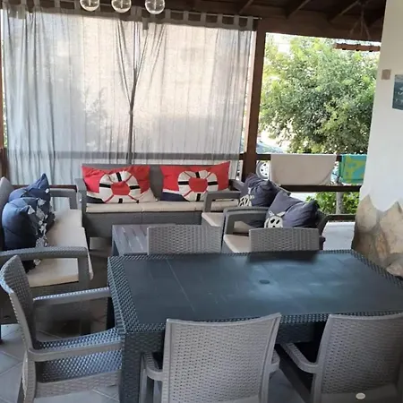 Kusadasi Davutlar'da Huzur Rahat Ve Konfor Bir Arada * 艾登