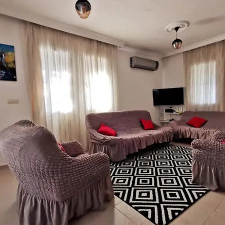 Kusadasi Davutlar'da Huzur Rahat Ve Konfor Bir Arada Villa Aydin